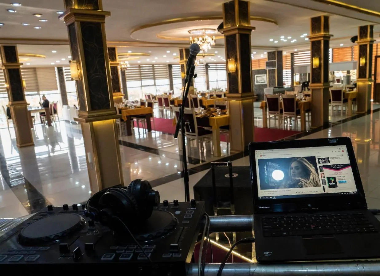 Golden Falcon Hotel Baku Azerbejdżan